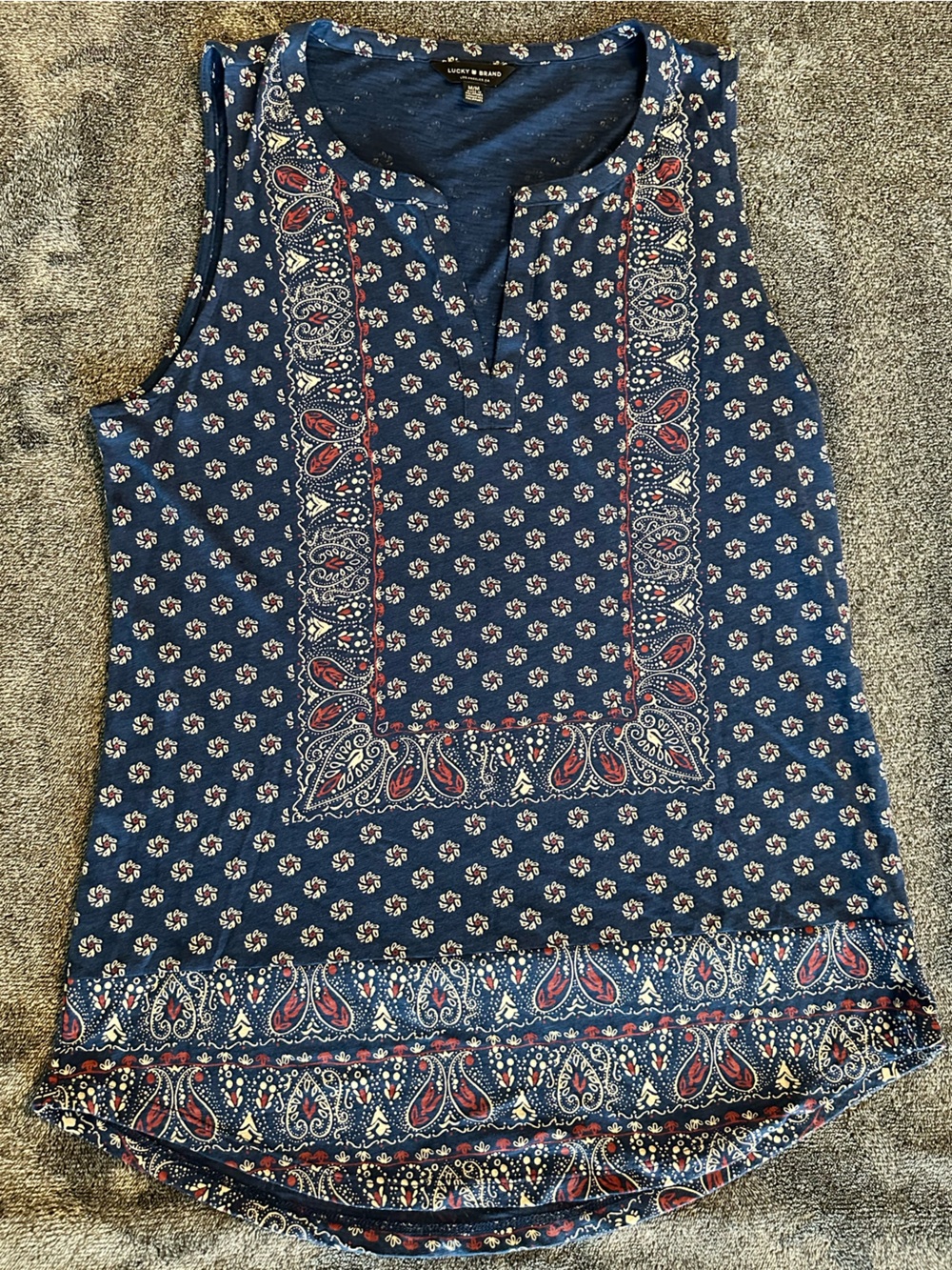 Lucky Brand Women's Blue V-Neck Paisley Sleeveless Top, Size Medium